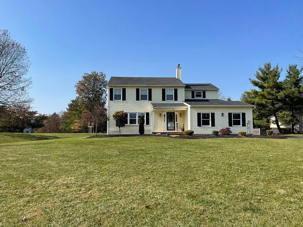 11 Redwood Ter, Flemington, NJ 08822