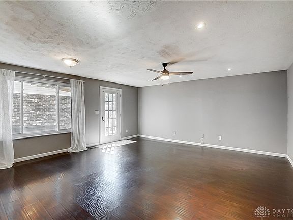 3rd image of 9556 Arboridge Ln