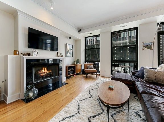 2nd image of 165 N Canal St APT 619