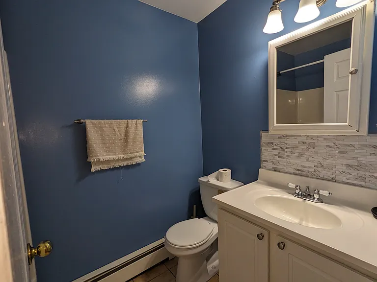 23 E Parmenter St — Photo 5