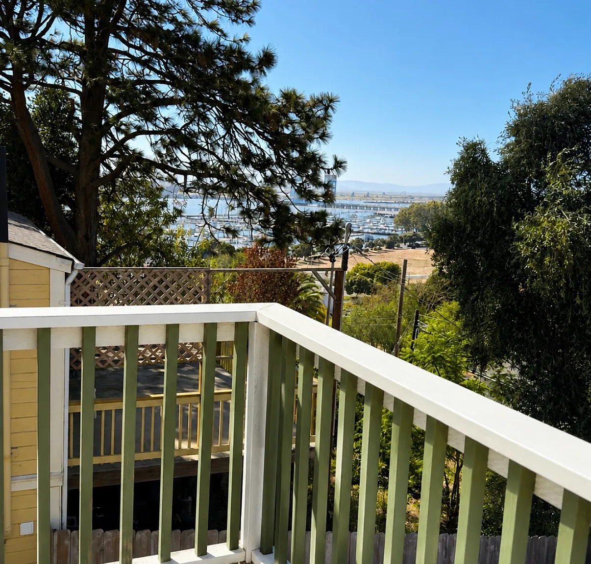 2 bed, 845 sqft, $2,600 — Photo 3