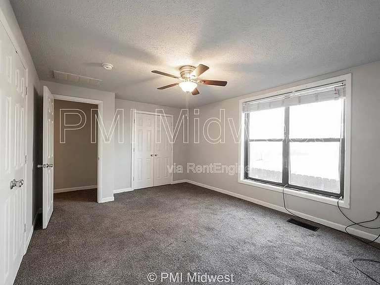 3736 N Meridian St — Photo 13