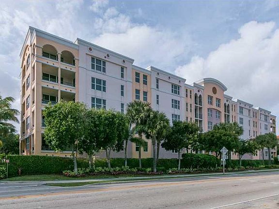 4th image of 101 SE 20th Avenue #PH 605
