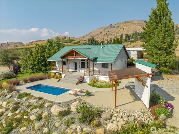 3245 Ivan Morse Road, Manson, WA 98831