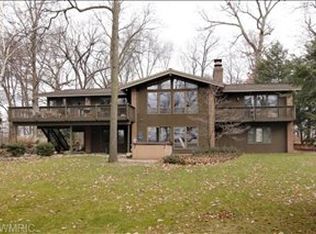 10276 Smitten Ln, Plainwell, MI 49080