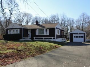 236 Middle River Rd, Danbury, CT 06811