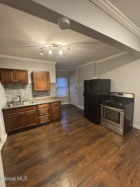2nd image of 1 Cataract Street