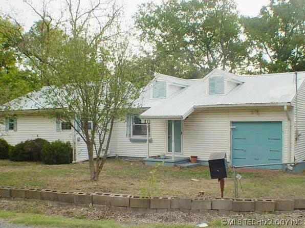 916 Lakeside Dr N, Adair, OK 74330