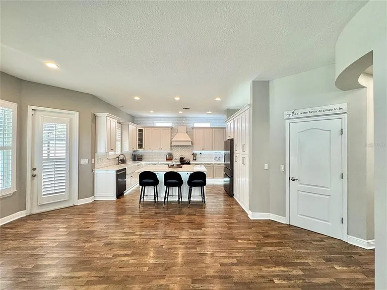 212 Montara Dr — Photo 78