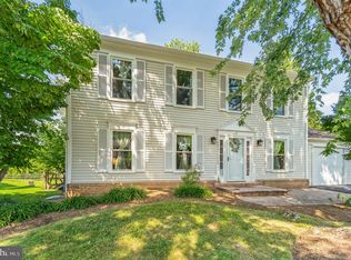 17 Allenhurst Ct, Gaithersburg, MD 20878