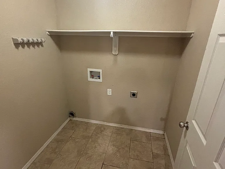 3020 Beechwood Dr — Photo 26