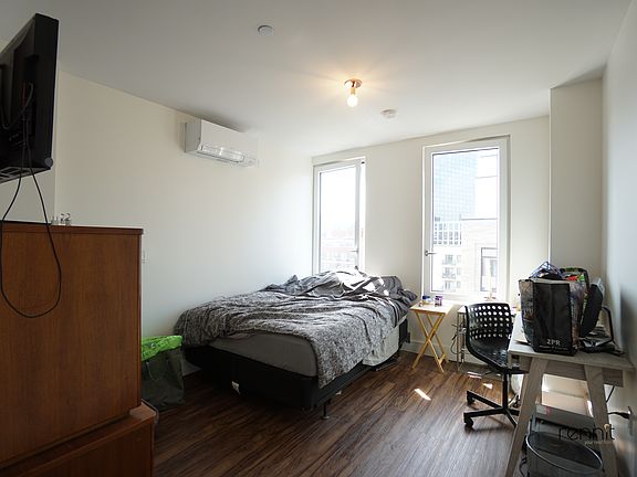 4th image of 26-25 3rd St Unit 608B