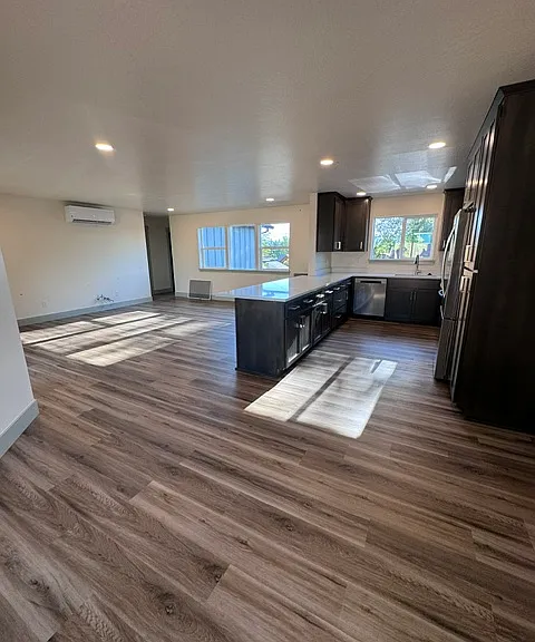 210 Academy Pl #2 — Photo 10