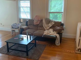 136 Corey St APT 2L, Boston, MA 02132