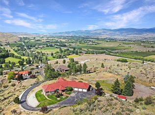 31 Fairview Dr, Okanogan, WA 98840