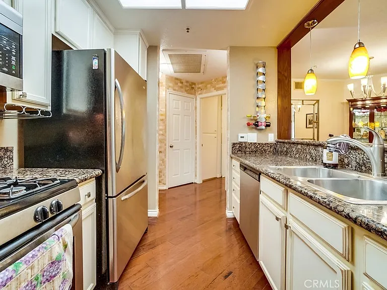 501 E Del Mar Blvd #202 — Photo 26