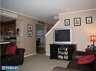 19 Chardonay Ct, Marlton, NJ 08053