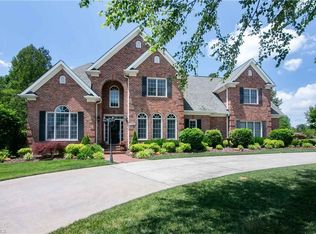 7589 Haw Meadows Dr, Kernersville, NC 27284