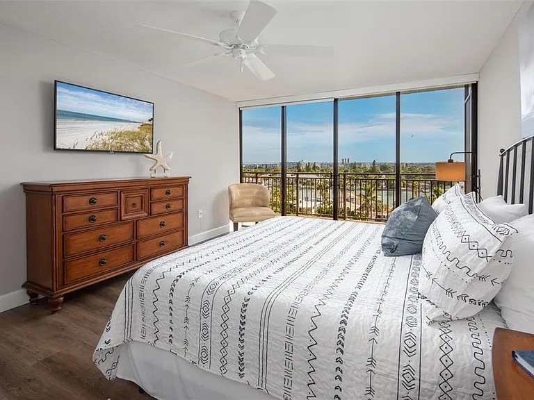 7650 Bayshore Dr #606 — Photo 17