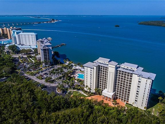 5th image of 17080 Harbour Pointe Dr #211