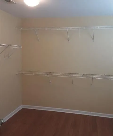 132 Lakeshore Pkwy — Photo 33