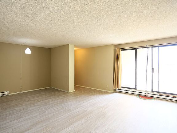 3rd image of 1520 Taylor St Unit 101