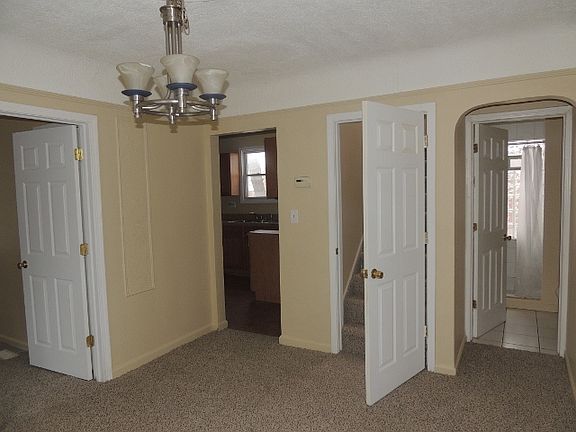 2nd image of 7254 Rosemont Ave