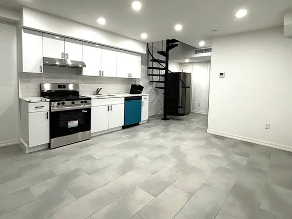 346 West 53rd Street image 1 of 9