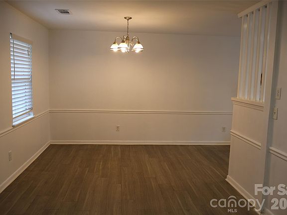 5th image of 9323 Winter Elm Ln