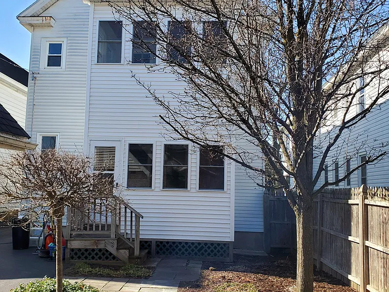 87 Homestead Ave #2 — Photo 2