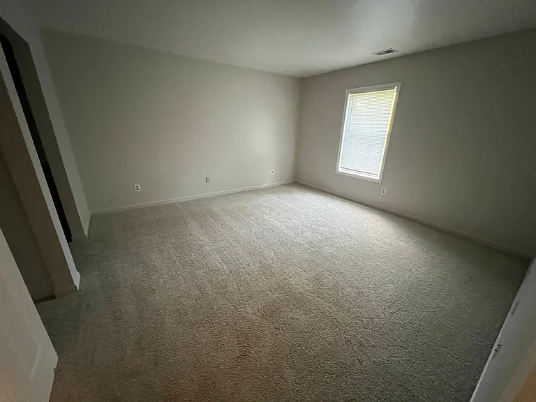 100 Northridge Dr #2 — Photo 7