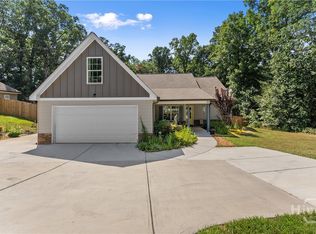 105 W East King Rd, Commerce, GA 30529