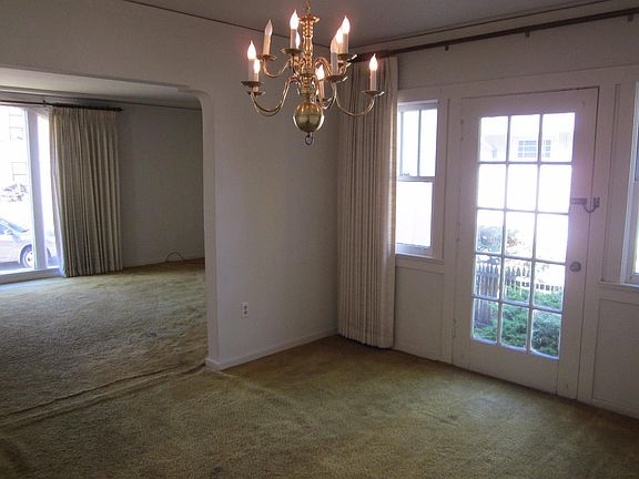 5th image of 714 Paloma Ave