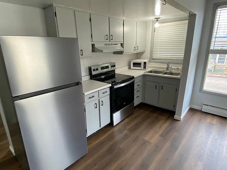 803 Franklin St — Photo 6