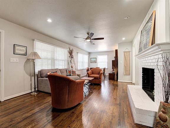 5th image of 439 NW 44th St
