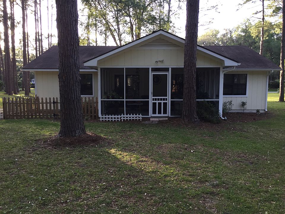 2nd image of 127 Mackay Dr