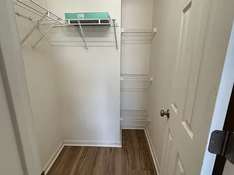 182 University Village Dr #E — Photo 11