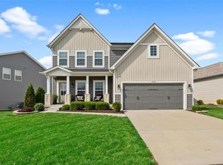 707 Country Field Dr, Lake Saint Louis, MO 63367
