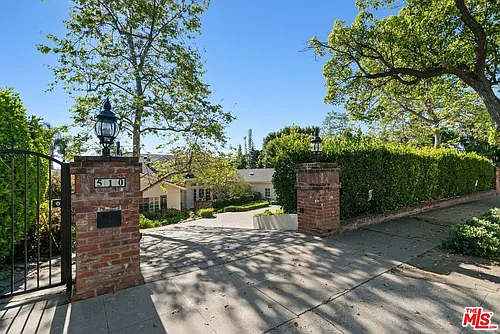 510 Toyopa Dr Photo 1