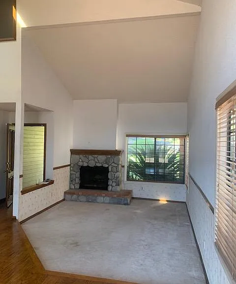919 Correa Ln — Photo 4