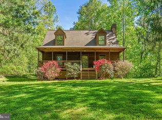 7015 Wilson Rd, Marshall, VA 20115