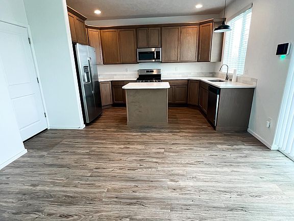 2nd image of 645 E 35th Ave