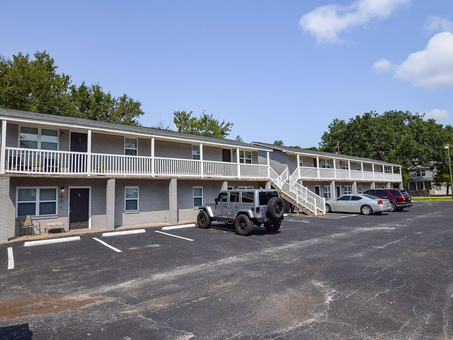 1 bed, 1.0 bath, 700 sqft, $1,150 — Photo 2