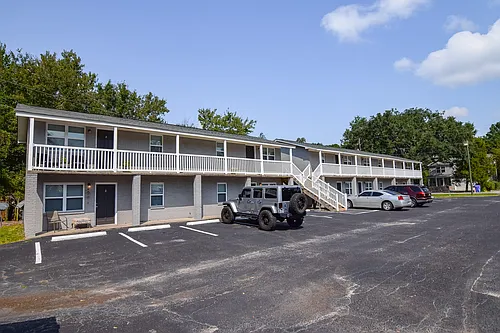 1731 W Avalon Cir #D Photo 1