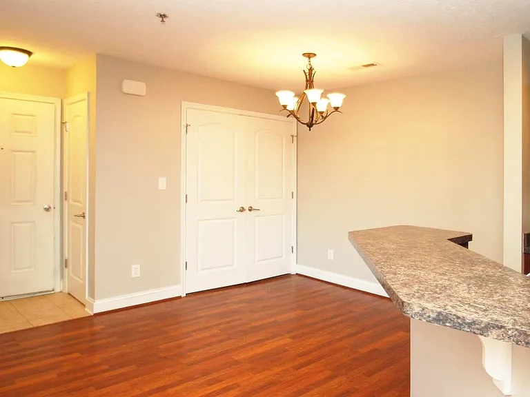 100 Capstone Dr #3 — Photo 12