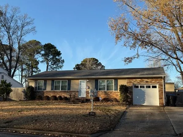 3704 Starlighter Dr, Virginia Beach, VA 23452