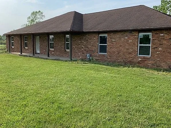 36792 Law Rd, Grafton, OH 44044