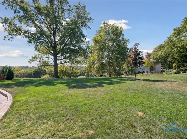 115 Riverside Cmns, Maumee, OH 43537