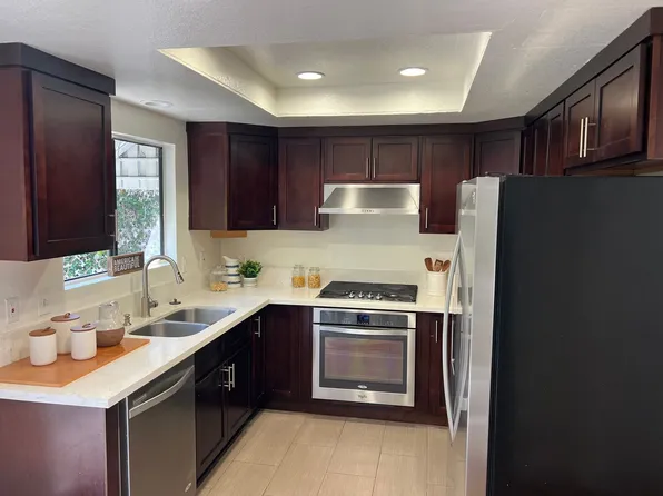 205 Violet Ave Unit D, Monrovia, CA 91016