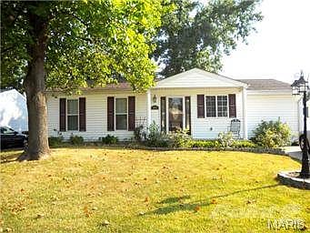 Curb appeal is a delight in the spring, summer and fall seasons!